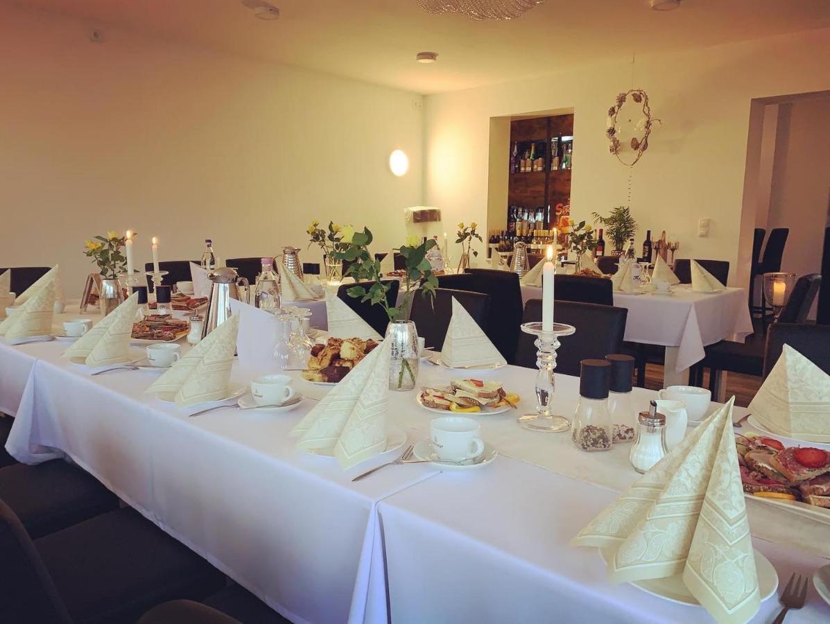 Hotel & Restaurant Rosenhof Μπέργκεν Εξωτερικό φωτογραφία
