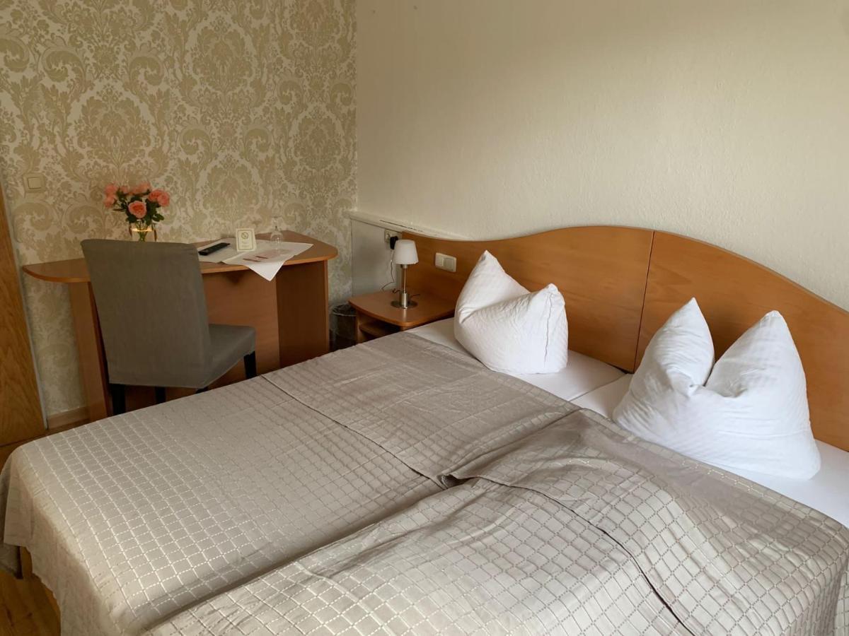 Hotel & Restaurant Rosenhof Μπέργκεν Εξωτερικό φωτογραφία