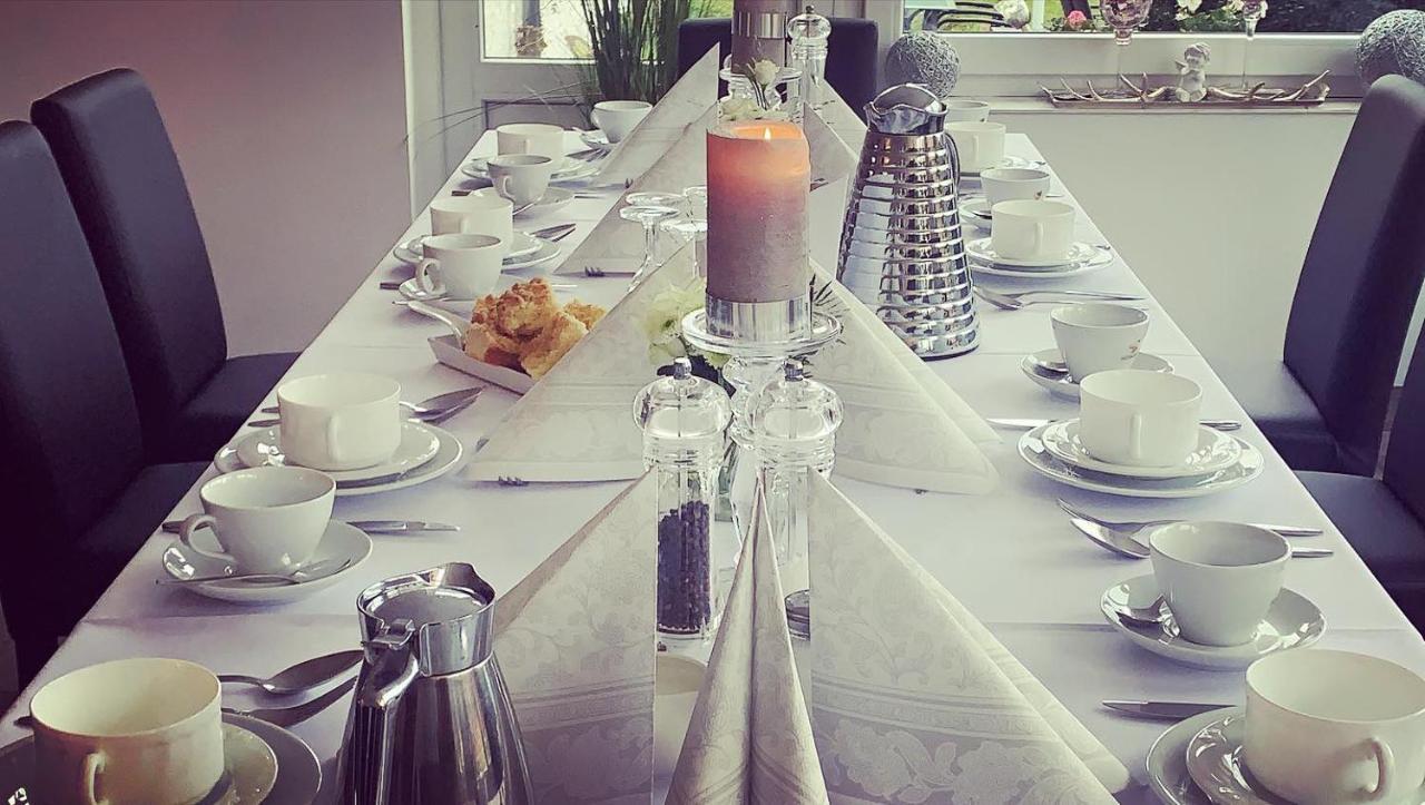 Hotel & Restaurant Rosenhof Μπέργκεν Εξωτερικό φωτογραφία