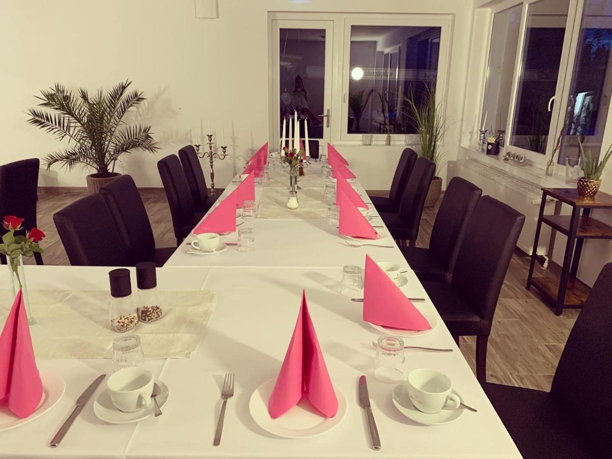 Hotel & Restaurant Rosenhof Μπέργκεν Εξωτερικό φωτογραφία