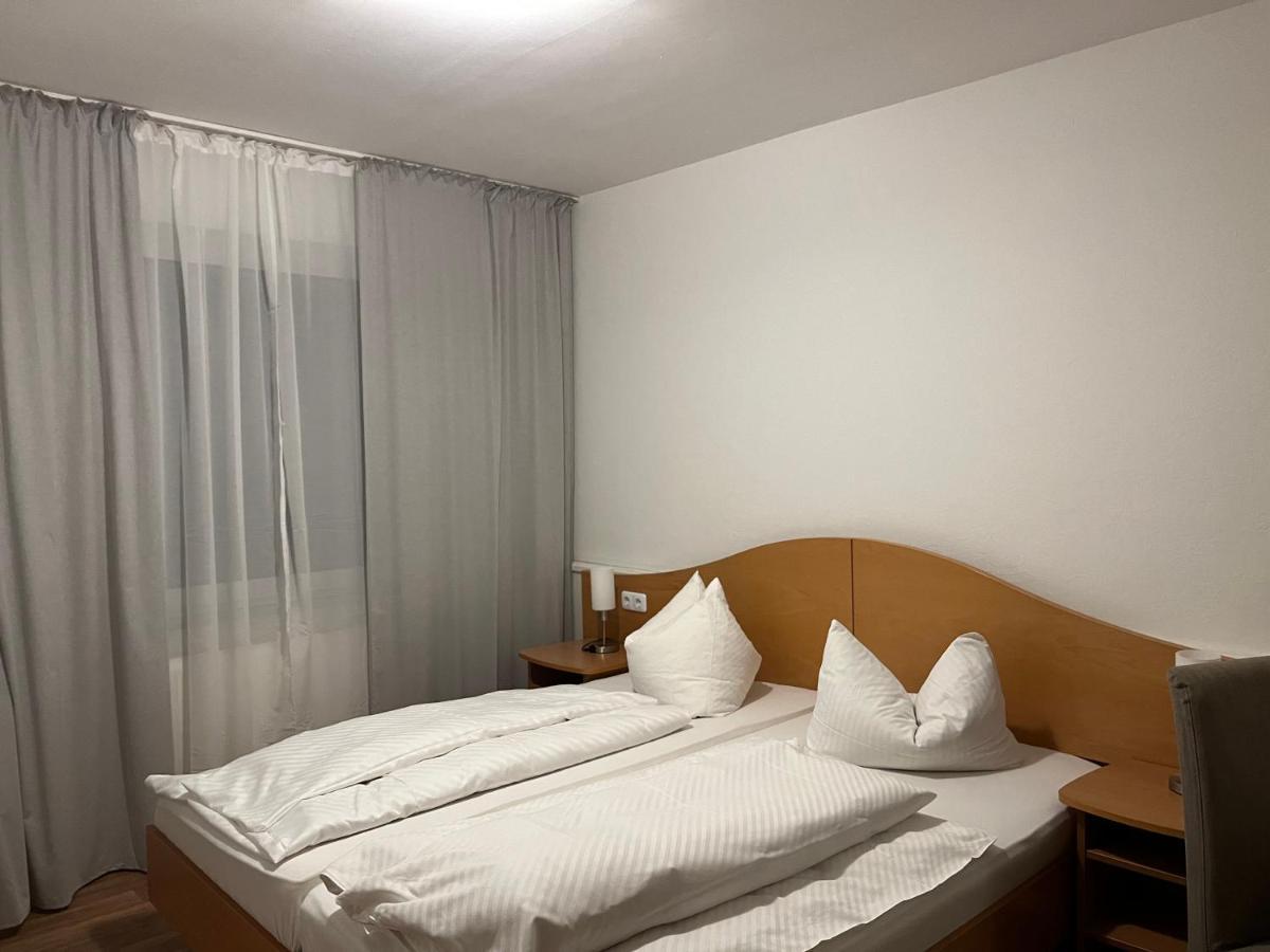 Hotel & Restaurant Rosenhof Μπέργκεν Εξωτερικό φωτογραφία